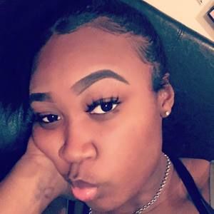 Meet your Posher, Chrissy